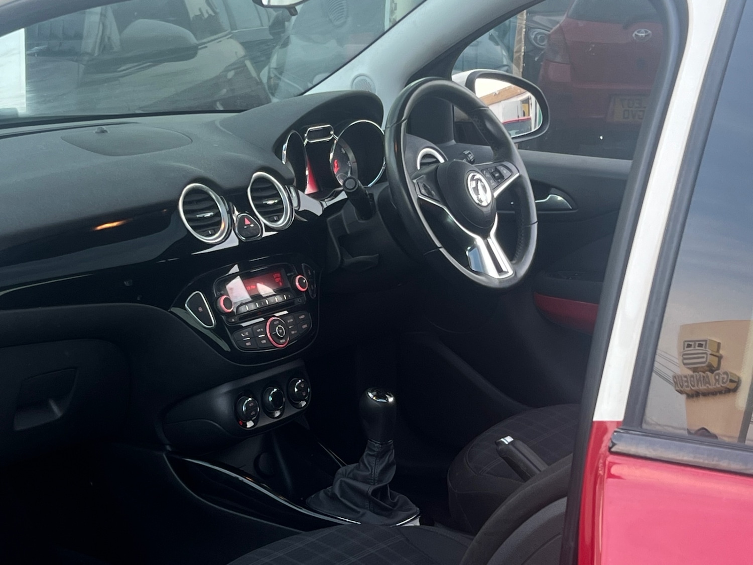 Used Vauxhall ADAM 2015 for sale - 77952284: Photo 6