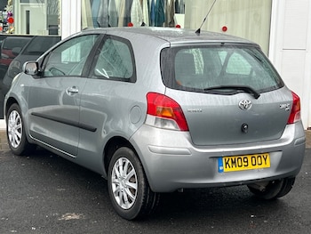 Used Toyota Yaris 2009 for sale - 76979944: Photo