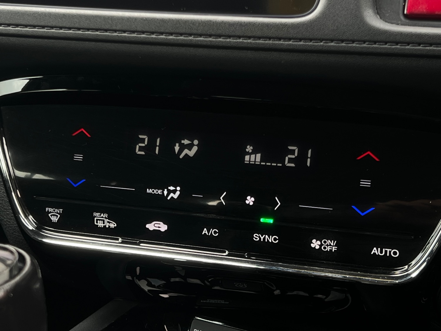 Used Honda HR-V 2015 for sale - 77530338: Photo 9