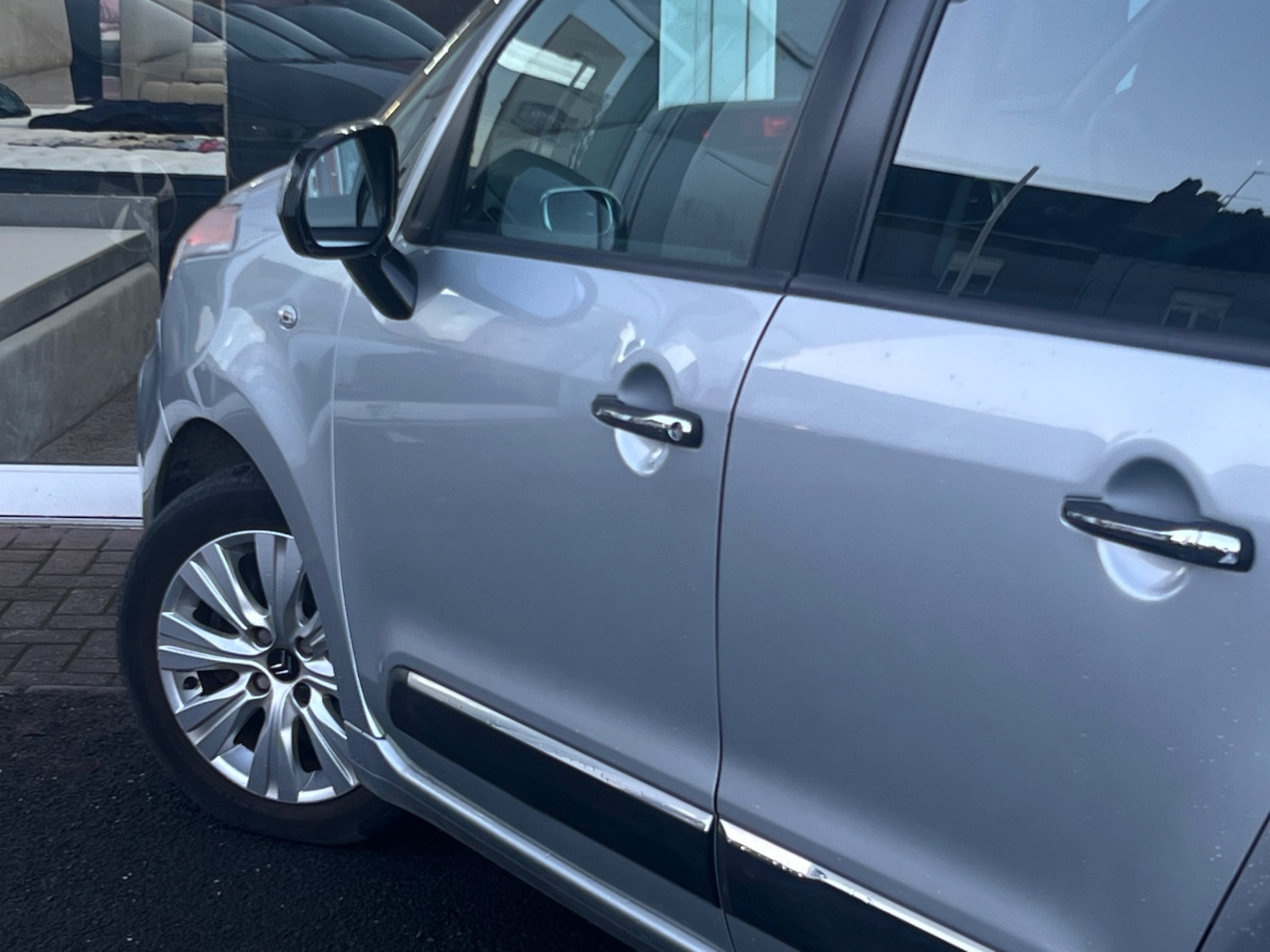 Used Citroen C3 Picasso 2012 for sale - 77245117: Photo 6