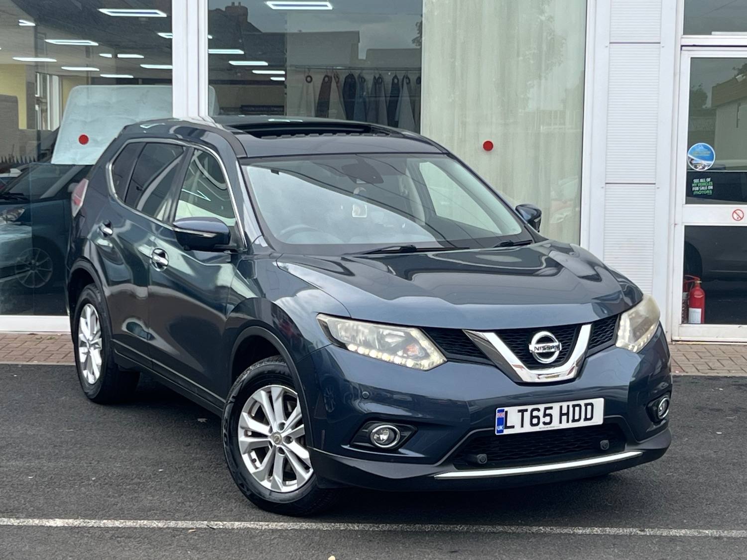 Used Nissan X-Trail 2015 for sale - 76102608: Photo 1