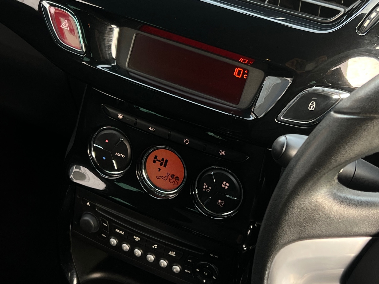 Used Citroen DS3 2012 for sale - 76905488: Photo 10