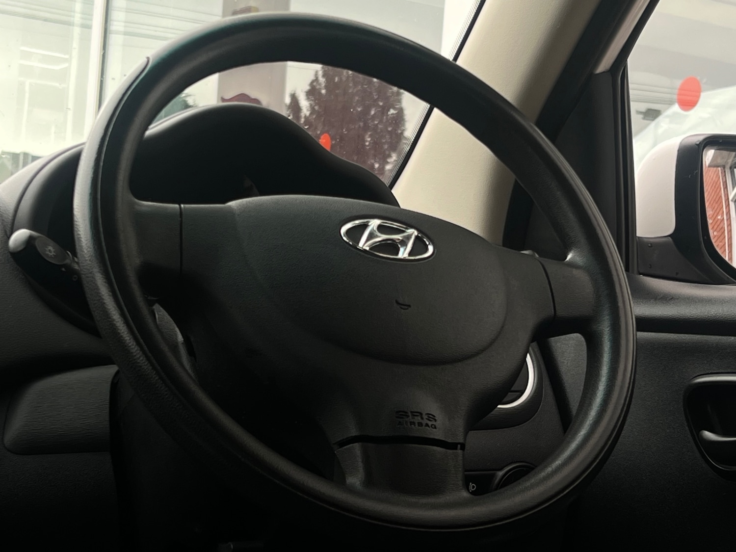 Used Hyundai i10 2013 for sale - 76780542: Photo 6