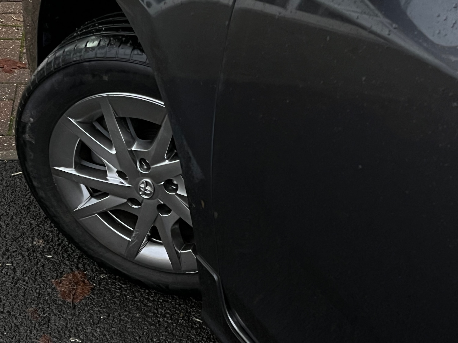 Used Toyota Prius+ 2024 for sale - 77045508: Photo 5