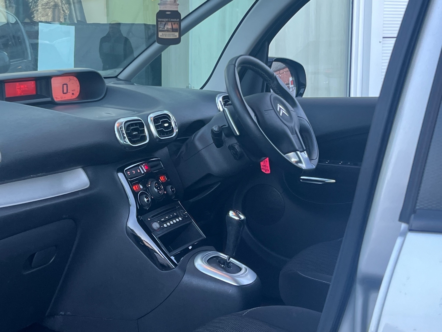 Used Citroen C3 Picasso 2012 for sale - 77616655: Photo 10