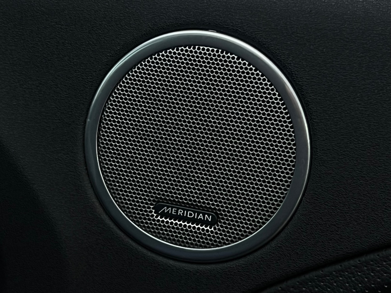 Used Land Rover Range Rover Evoque 2011 for sale - 77450000: Photo 17