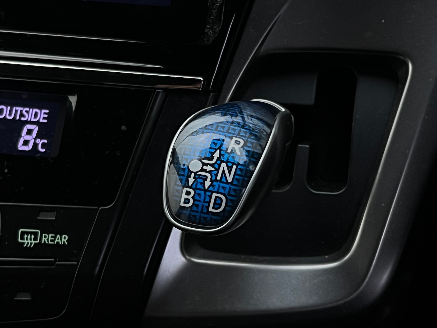 Used Toyota Prius+ 2024 for sale - 76666213: Photo 11