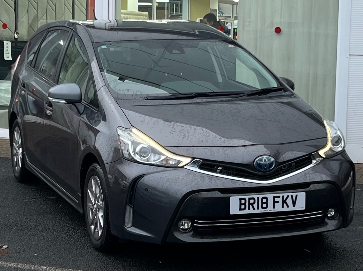 Used Toyota Prius+ 2024 for sale - 76666213: Photo 20