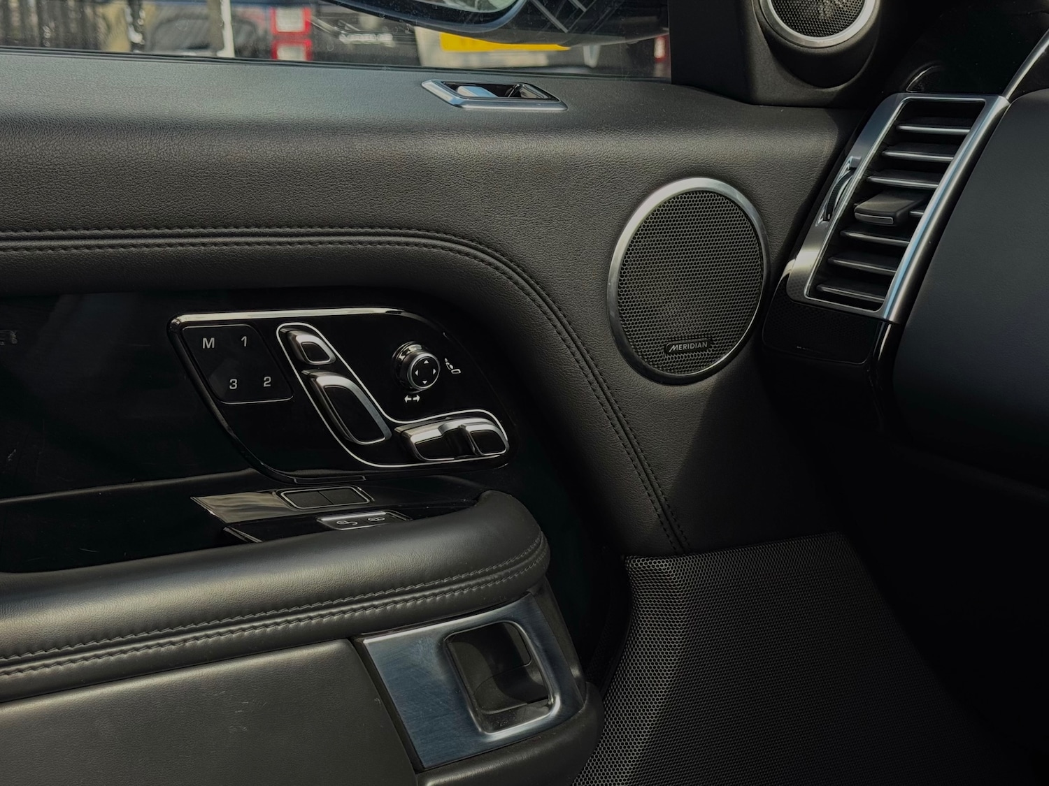 Used Land Rover Range Rover 2018 for sale - 78078545: Photo 13