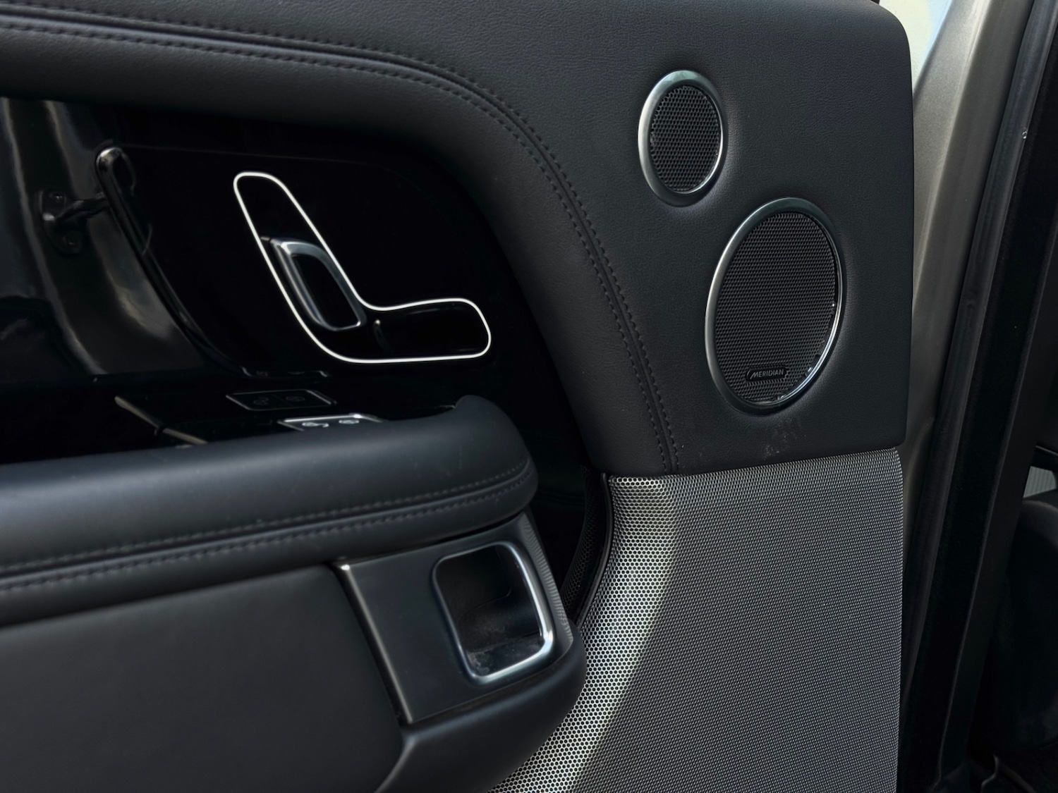 Used Land Rover Range Rover 2018 for sale - 78078545: Photo 16