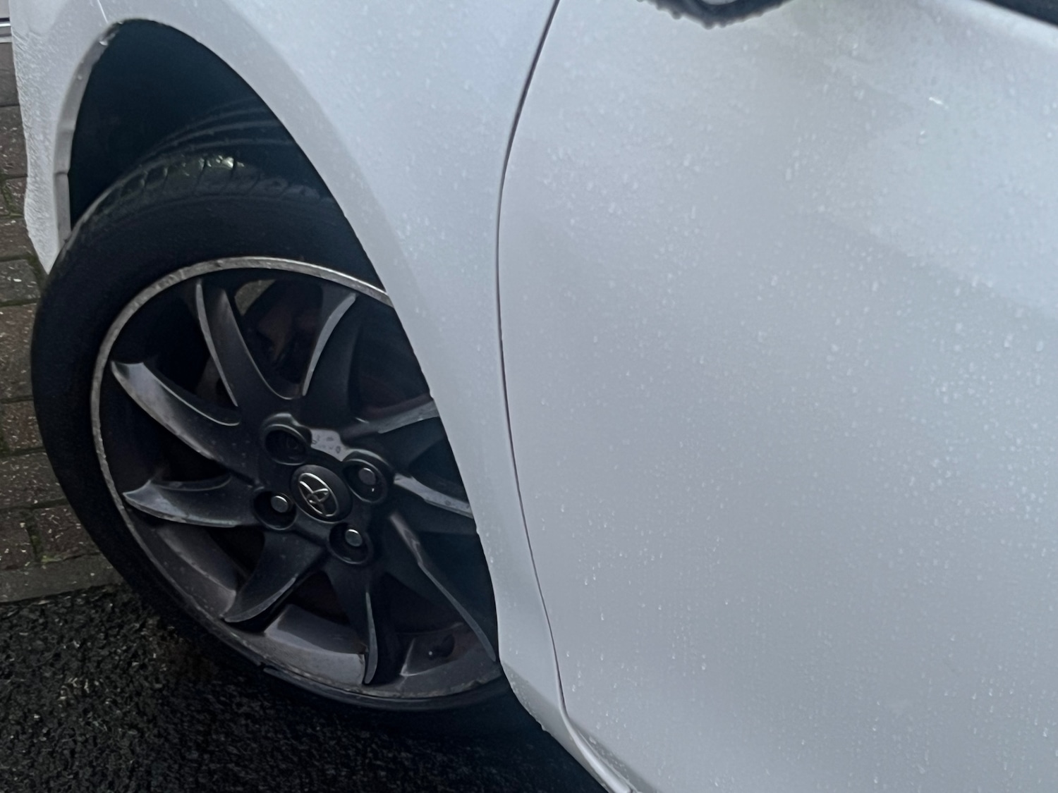 Used Toyota Yaris 2013 for sale - 76534079: Photo 4