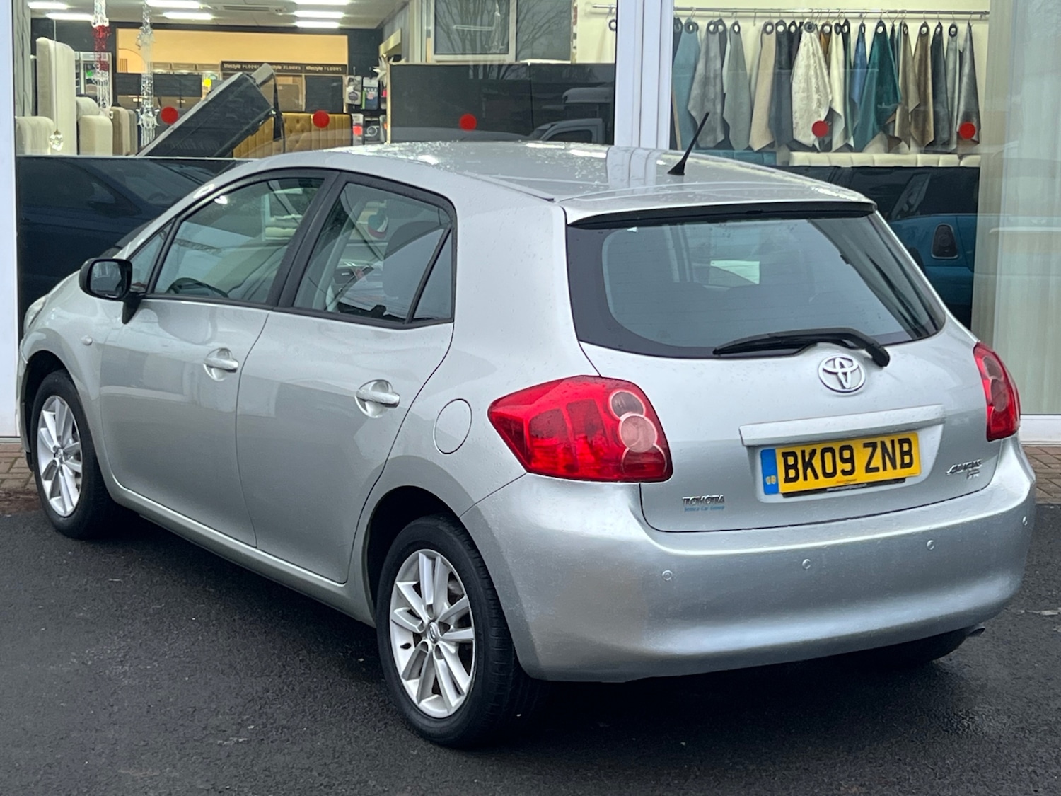 Used Toyota Auris 2009 for sale - 77024350: Photo 4