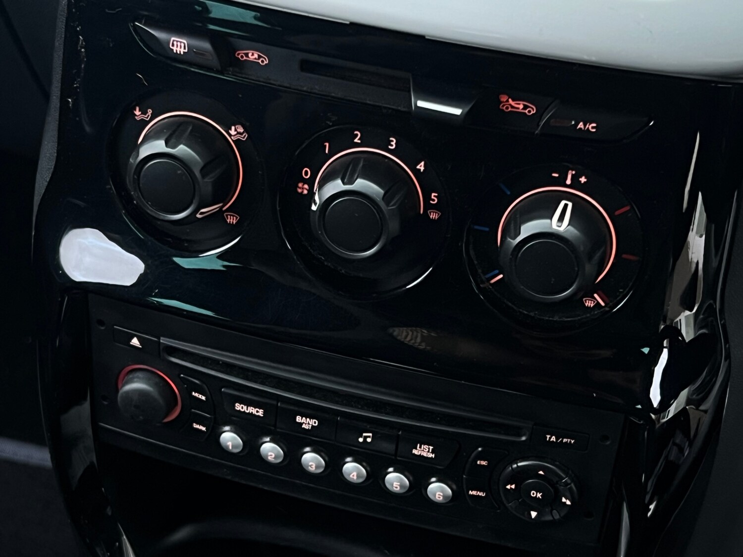 Used Citroen DS3 2010 for sale - 77476830: Photo 12