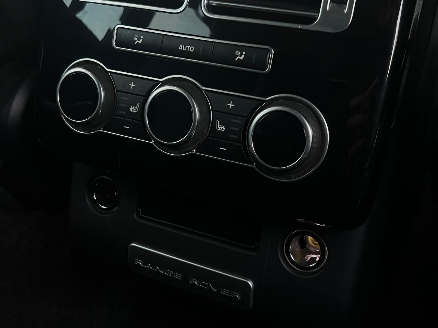 Used Land Rover Range Rover 2014 for sale - 78053176: Photo 16