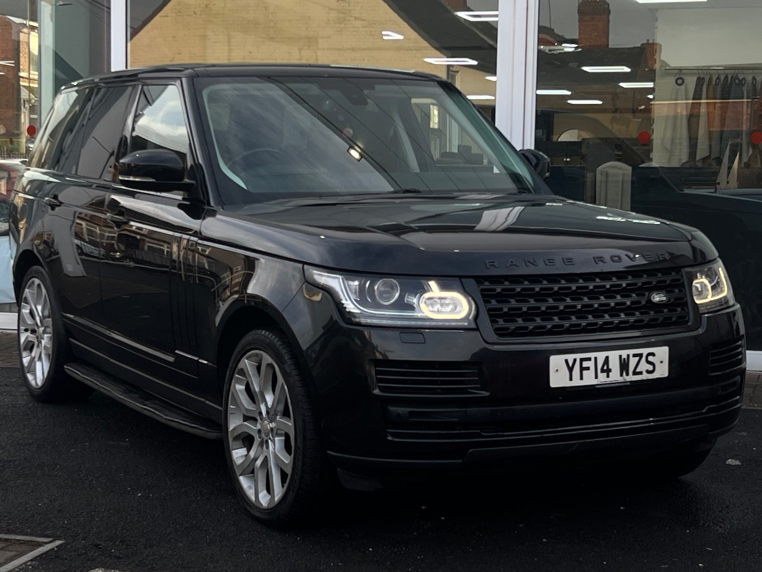 Used Land Rover Range Rover 2014 for sale - 78053176: Photo 17