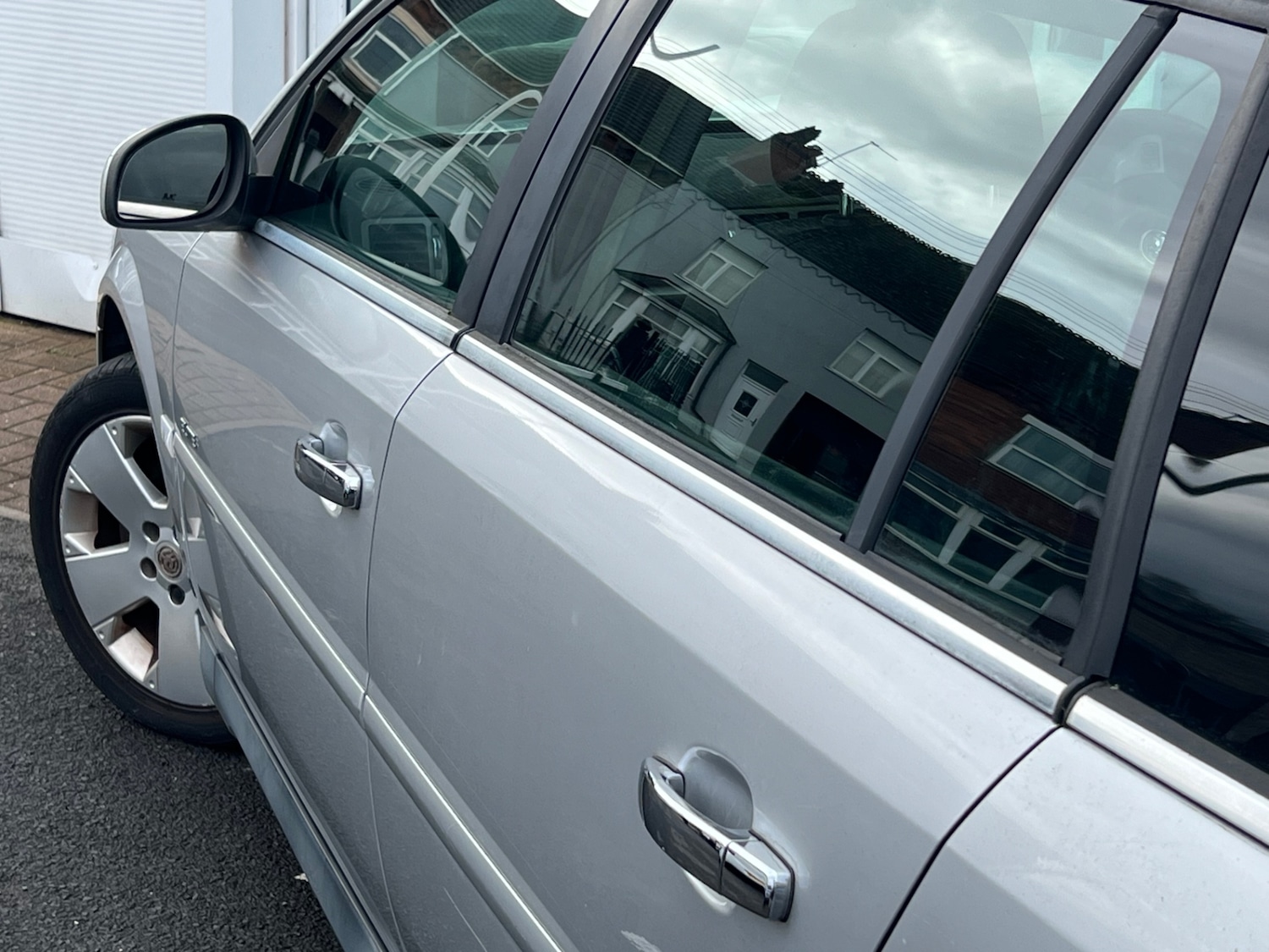 Used Vauxhall Vectra 2007 for sale - 77629904: Photo 3