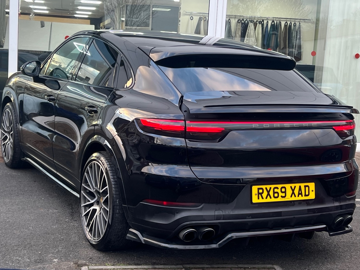 Used Porsche Cayenne 2019 for sale - 77047492: Photo 5