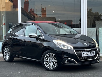 Used Peugeot 208 2017 for sale - 79556854: Photo