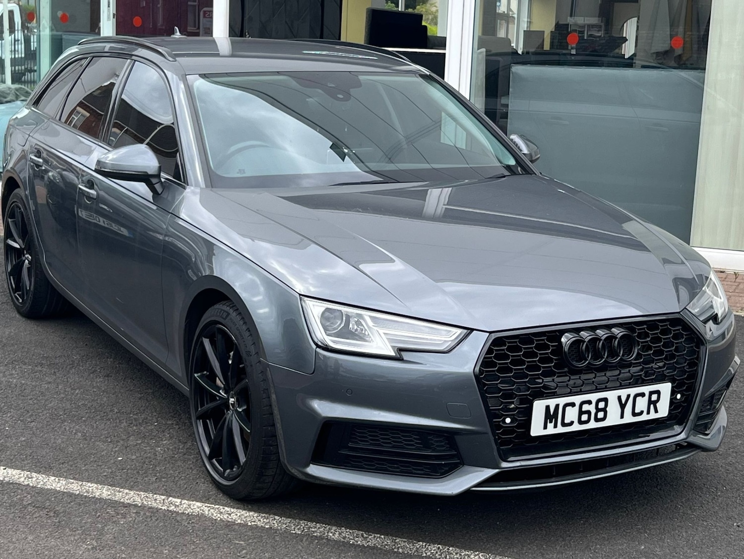 Used Audi A4 2019 for sale - 76893086: Photo 4