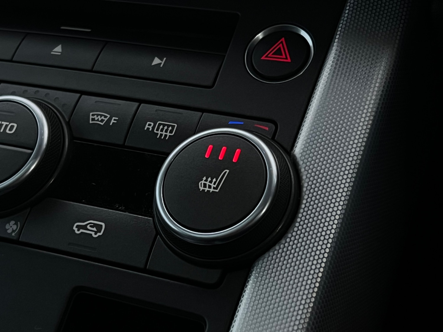 Used Land Rover Range Rover Evoque 2011 for sale - 77024326: Photo 12