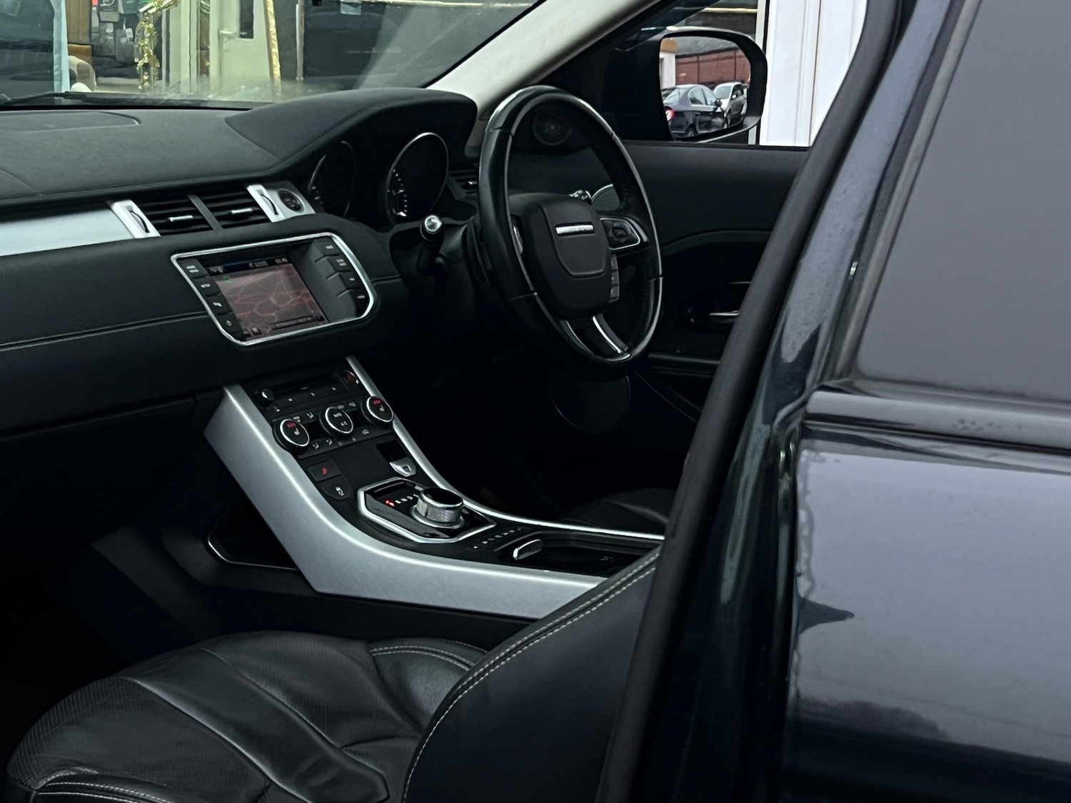 Used Land Rover Range Rover Evoque 2011 for sale - 77024326: Photo 8