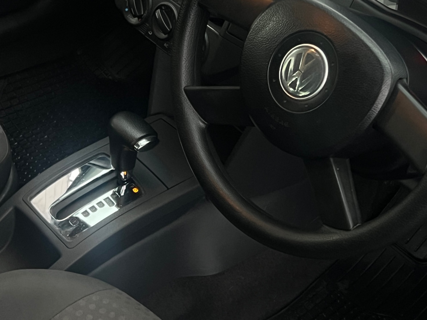 Used Volkswagen Polo 2005 for sale - 76971527: Photo 4