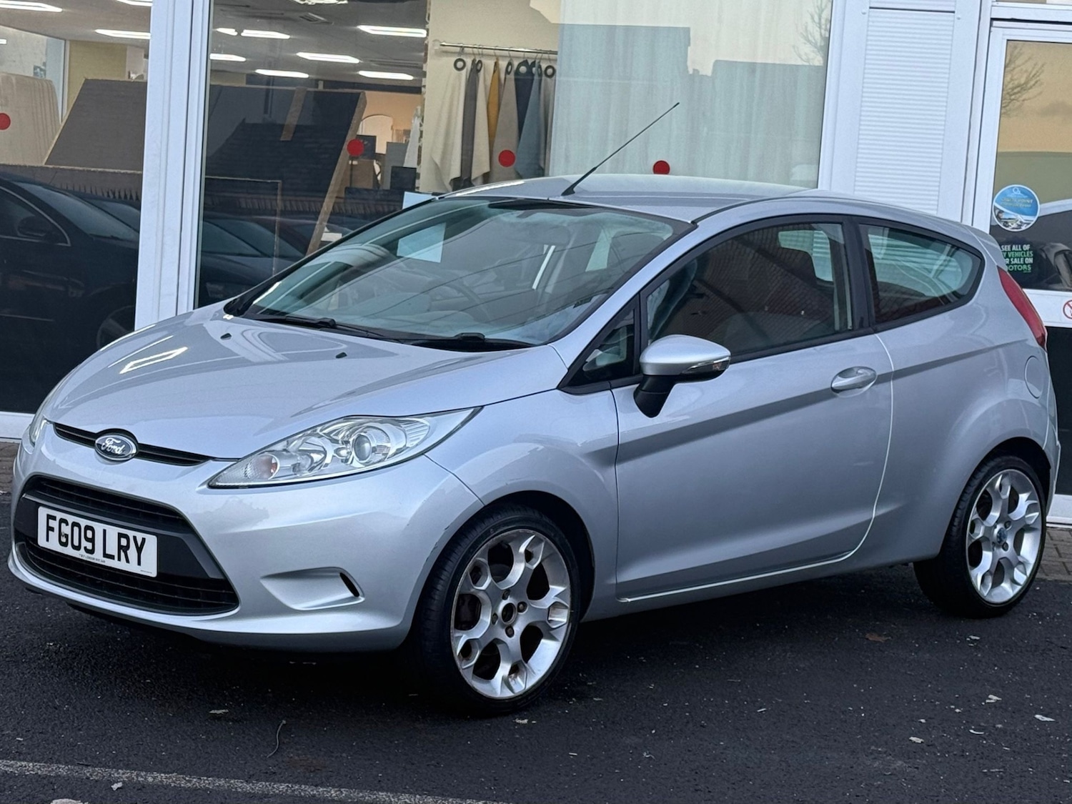Used Ford Fiesta 2009 for sale - 77245103: Photo 15