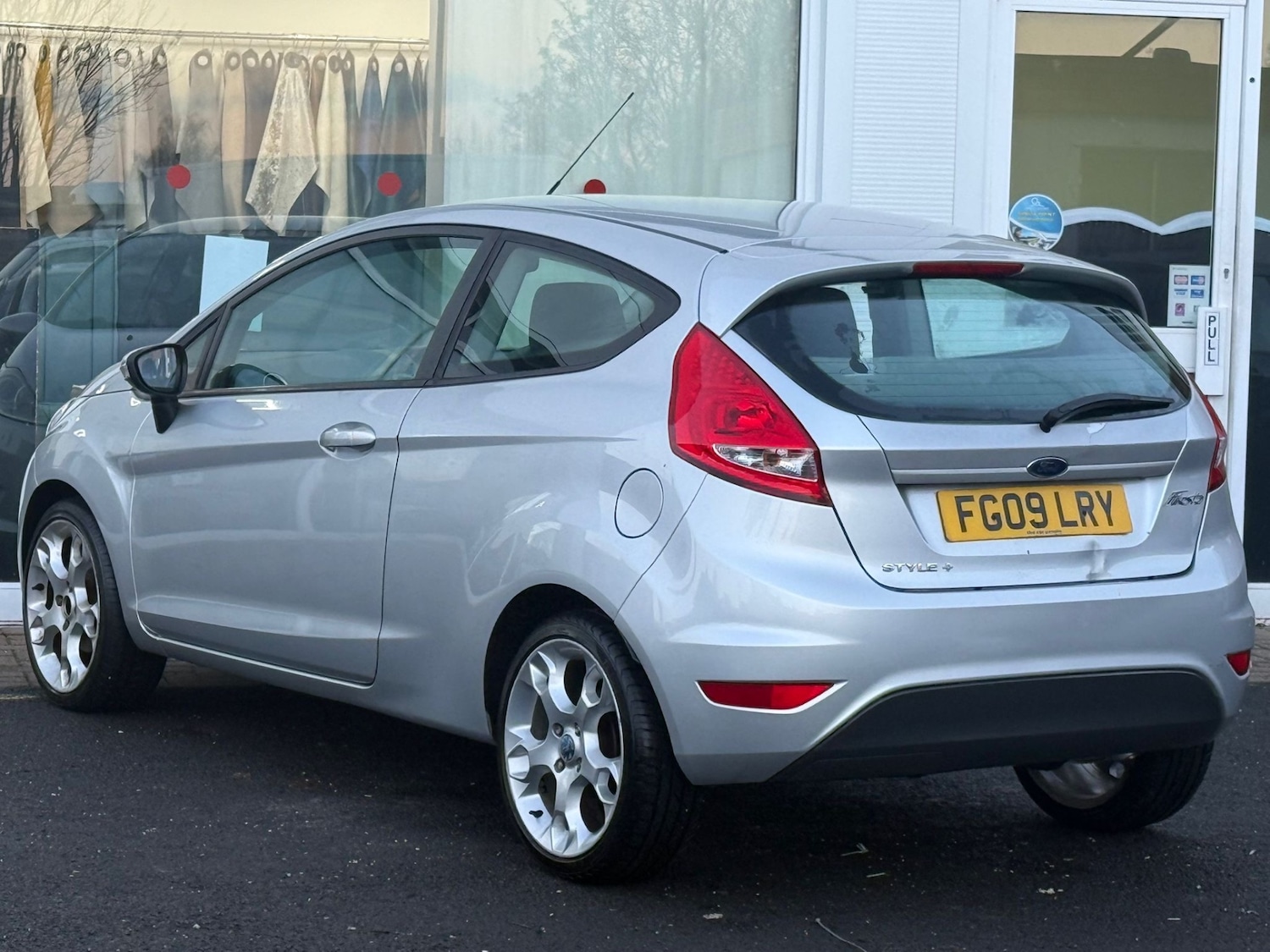 Used Ford Fiesta 2009 for sale - 77245103: Photo 7