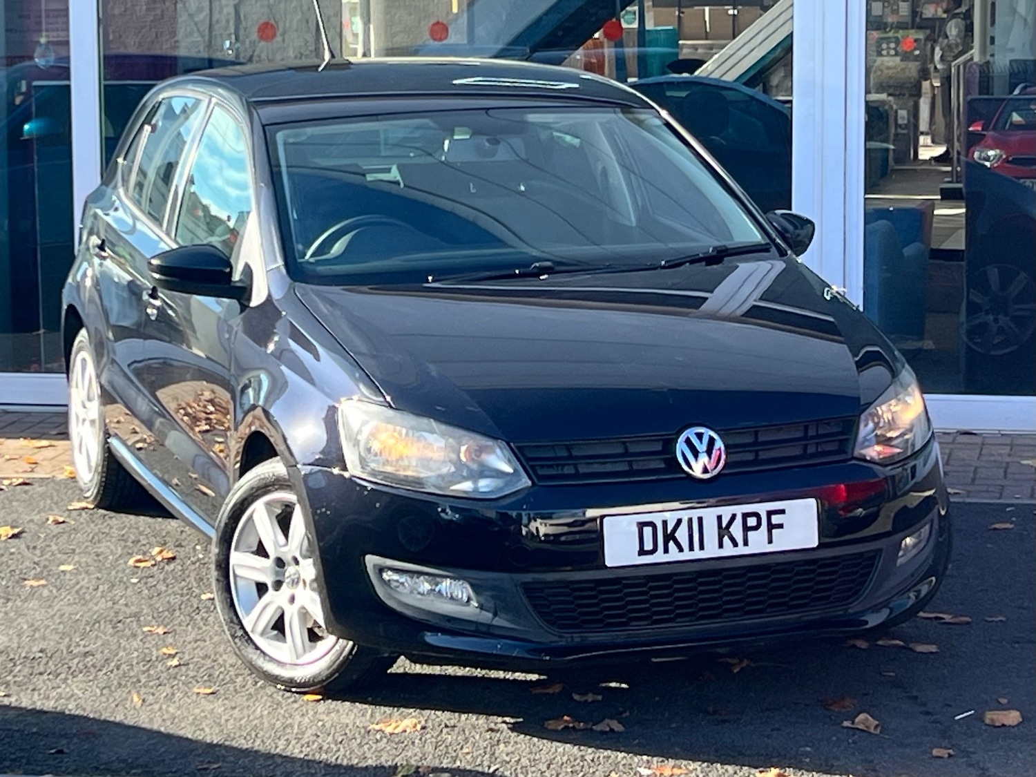 Used Volkswagen Polo 2011 for sale - 76363455: Photo 1