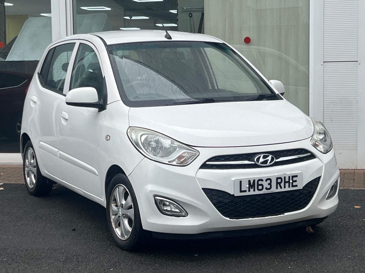 Used Hyundai i10 2013 for sale - 76027489: Photo 3
