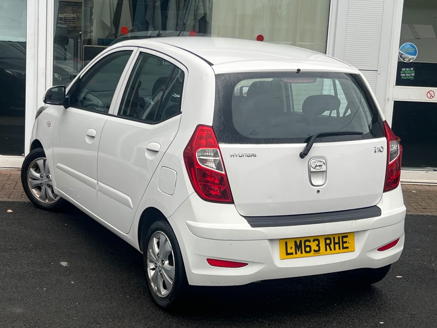 Used Hyundai i10 2013 for sale - 76027489: Photo 4