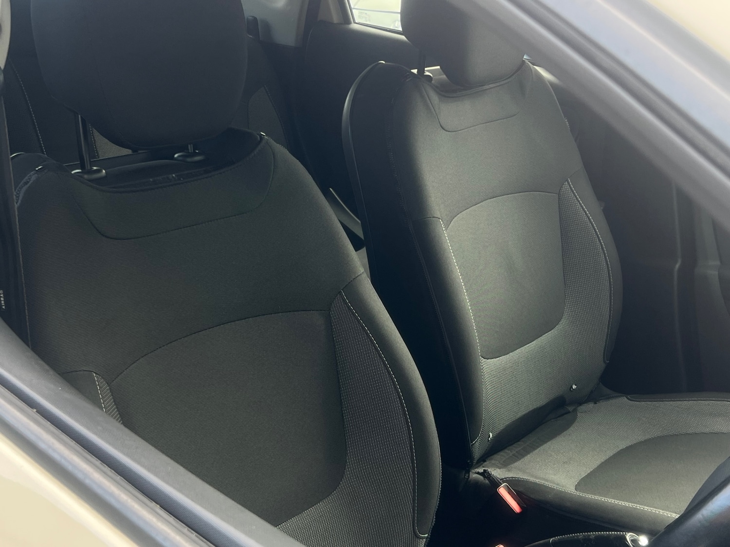 Used Renault Captur 2015 for sale - 76375431: Photo 8