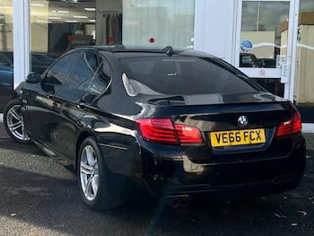 Used BMW 5 Series 2017 for sale - 77590175: Photo