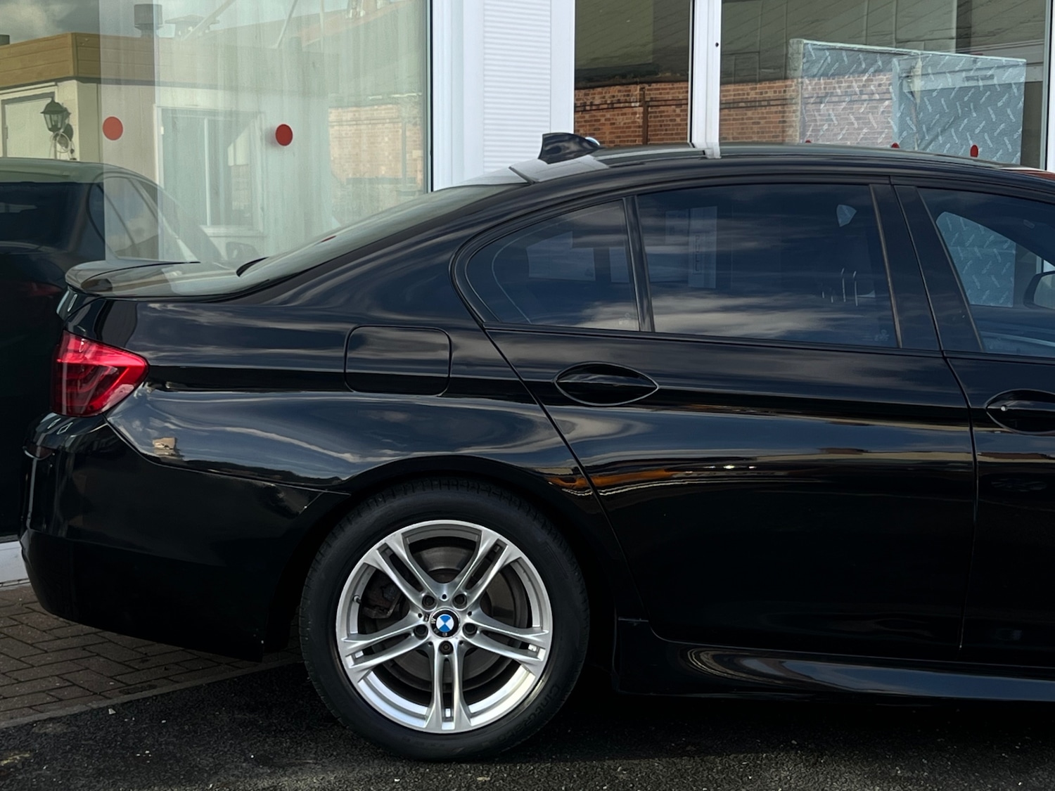 Used BMW 5 Series 2017 for sale - 77590175: Photo 9