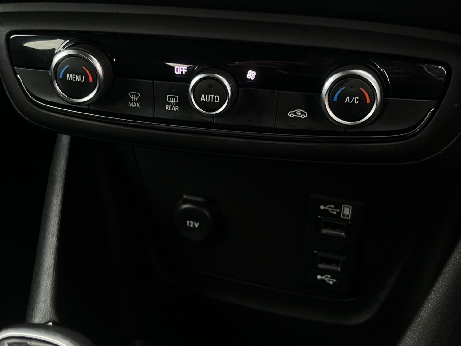 Used Vauxhall Crossland X 2018 for sale - 77247470: Photo 17