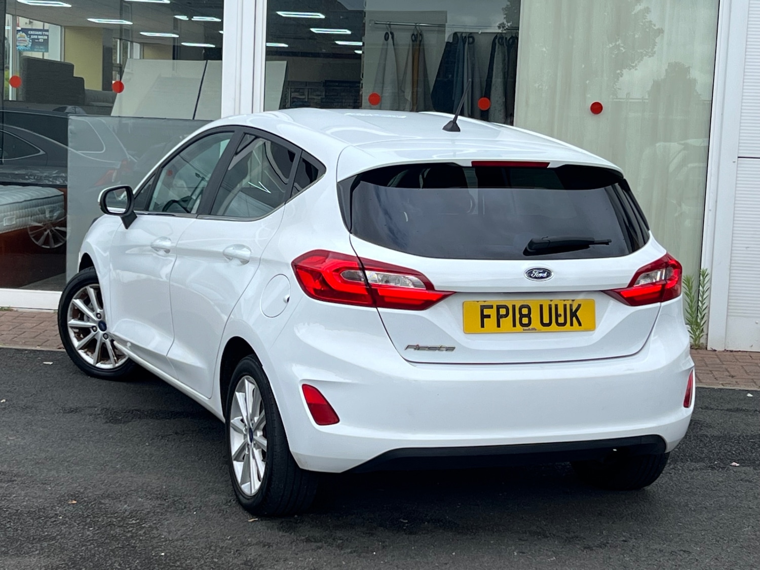 Used Ford Fiesta 2018 for sale - 76767397: Photo 2