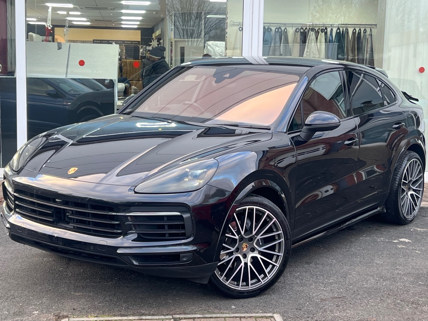 Used Porsche Cayenne 2019 for sale - 77616487: Photo 3