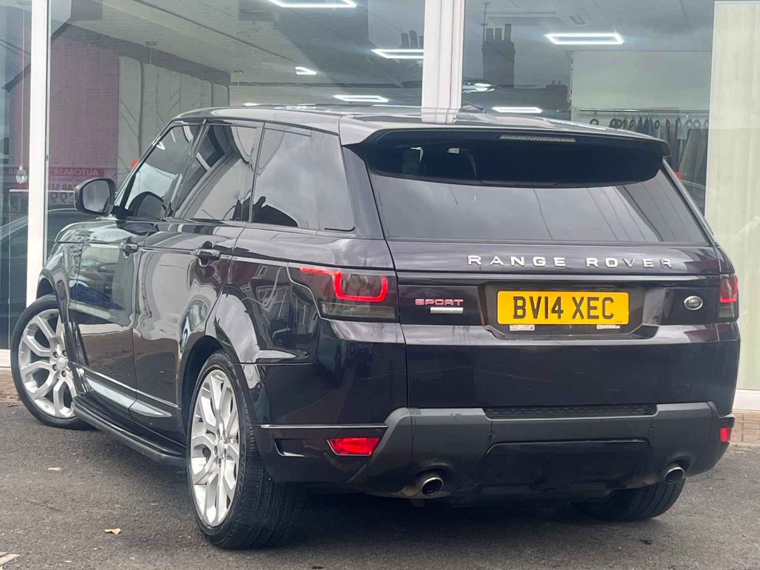 Used Land Rover Range Rover Sport 2014 for sale - 77691101: Photo 2