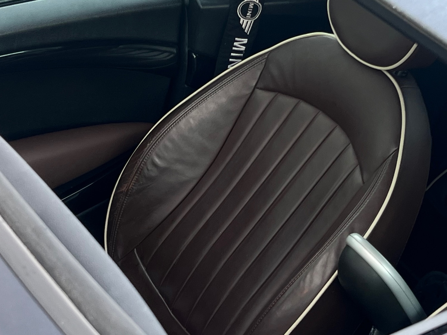 Used MINI Convertible 2010 for sale - 76652262: Photo 14