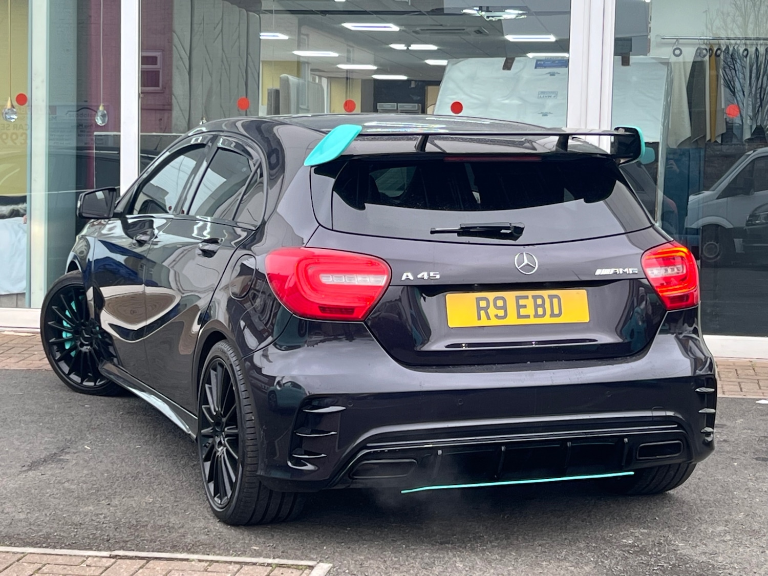 Used Mercedes-Benz A-Class 2014 for sale - 77803890: Photo 2