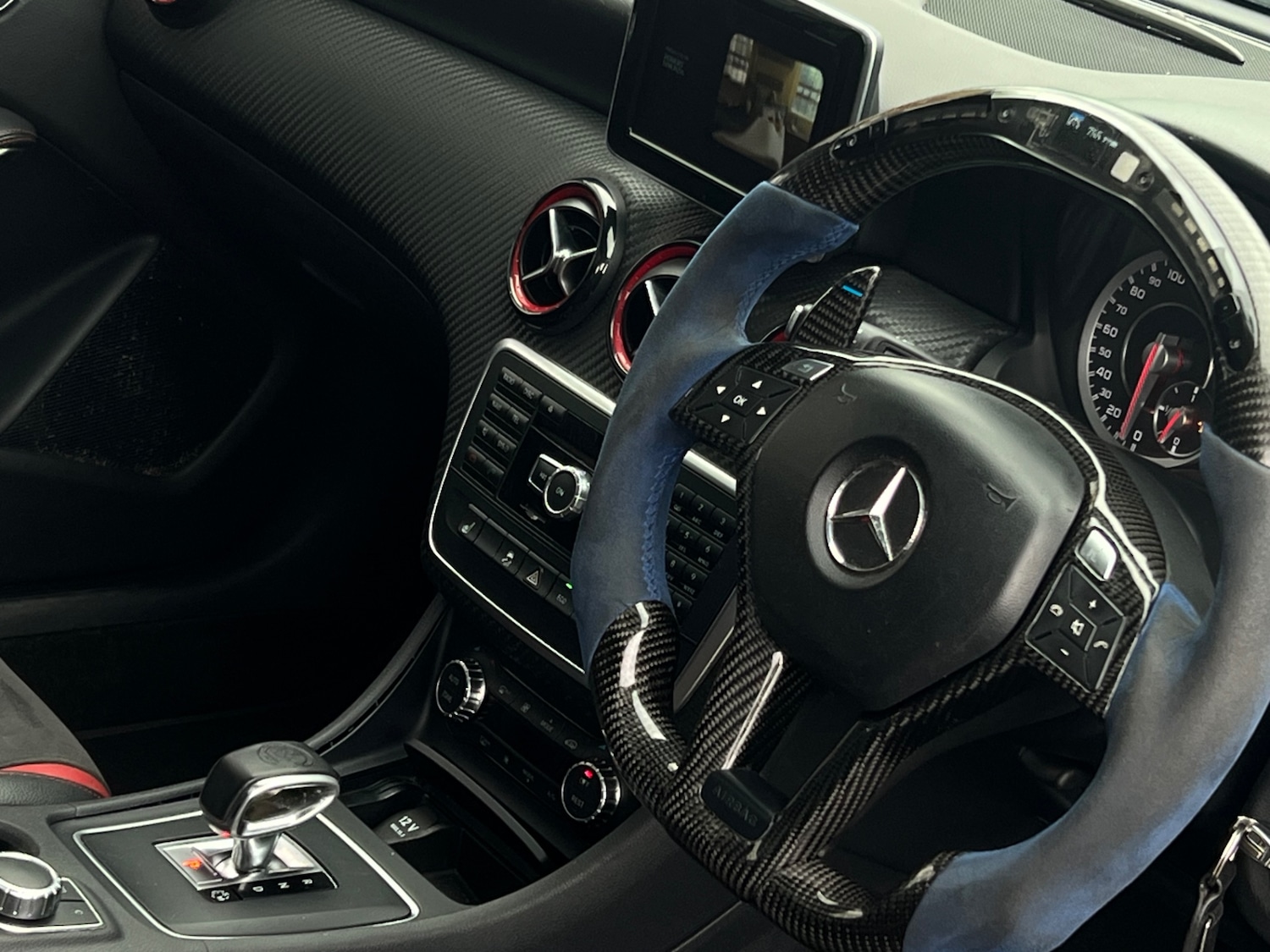 Used Mercedes-Benz A-Class 2014 for sale - 77803890: Photo 9