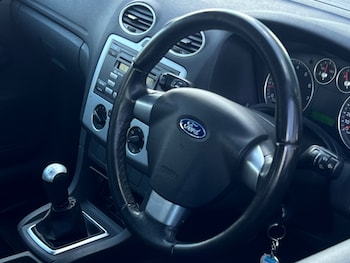 Used Ford Focus 2007 for sale - 77888965: Photo