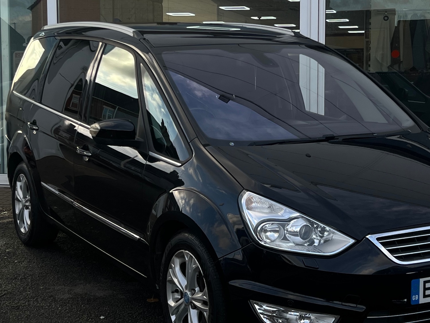Used Ford Galaxy 2010 for sale - 76595681: Photo 4