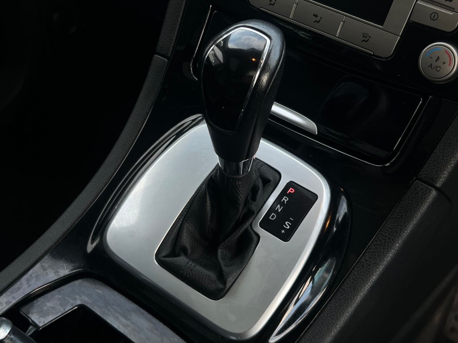 Used Ford Galaxy 2010 for sale - 76595681: Photo 5