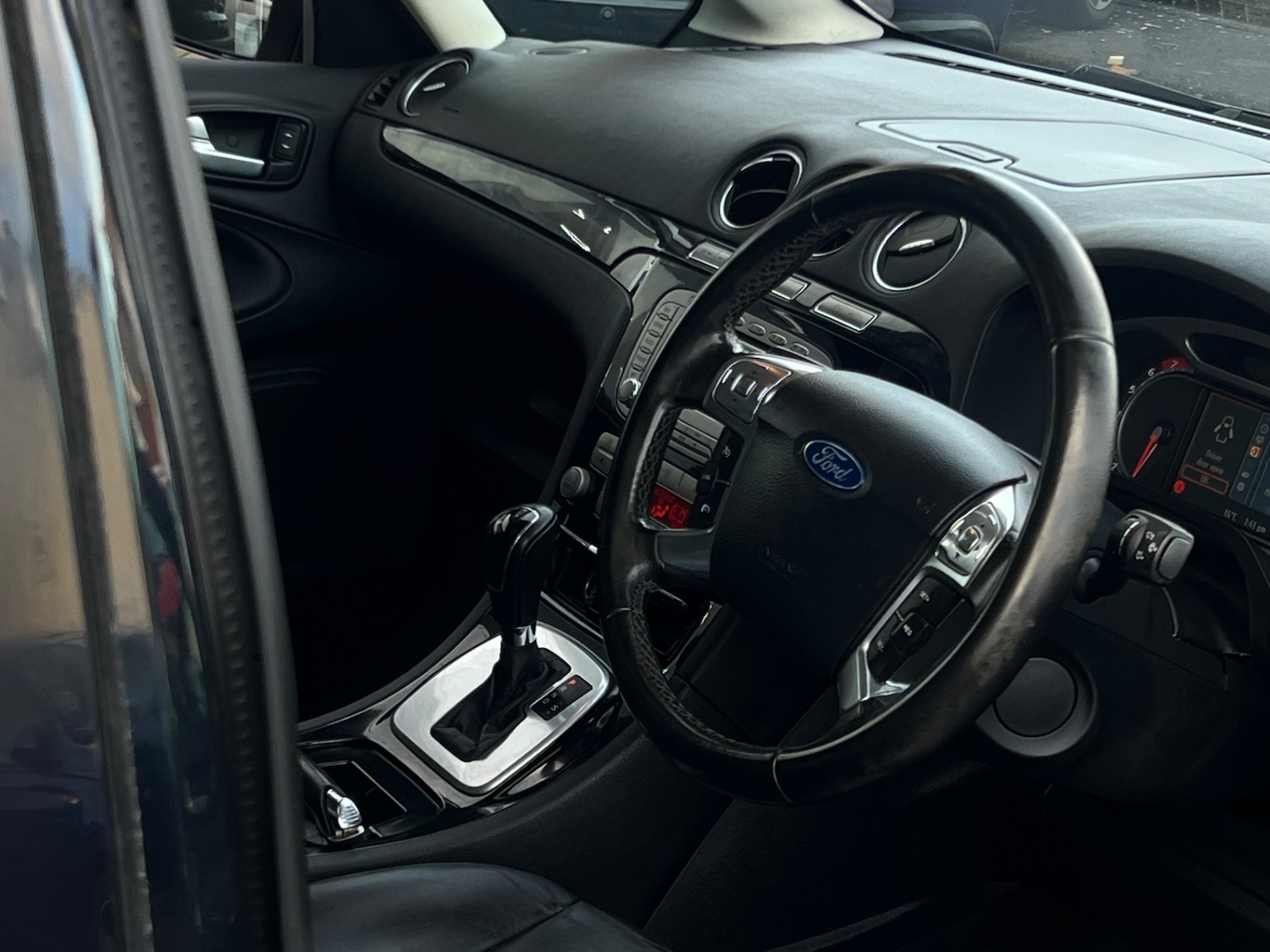 Used Ford Galaxy 2010 for sale - 76595681: Photo 8