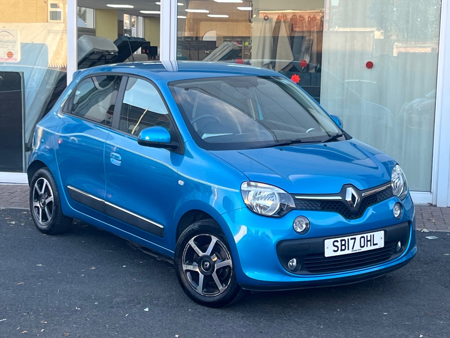 Used Renault Twingo 2017 for sale - 76405342: Photo 1