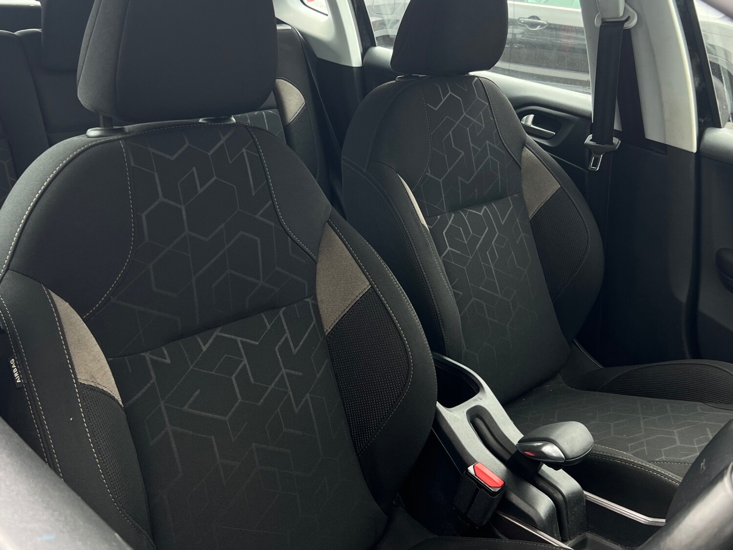 Used Peugeot 2008 2014 for sale - 77902068: Photo 10