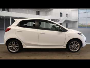 Used Mazda Mazda2 2014 for sale - 74764394: Photo