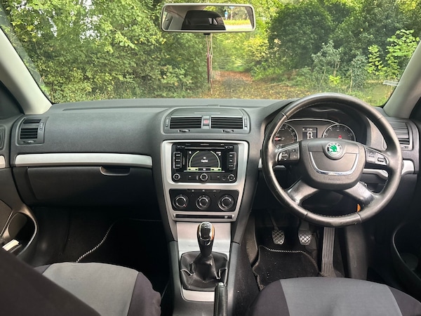 Used Skoda Octavia 2012 for sale - 76170834: Photo 11