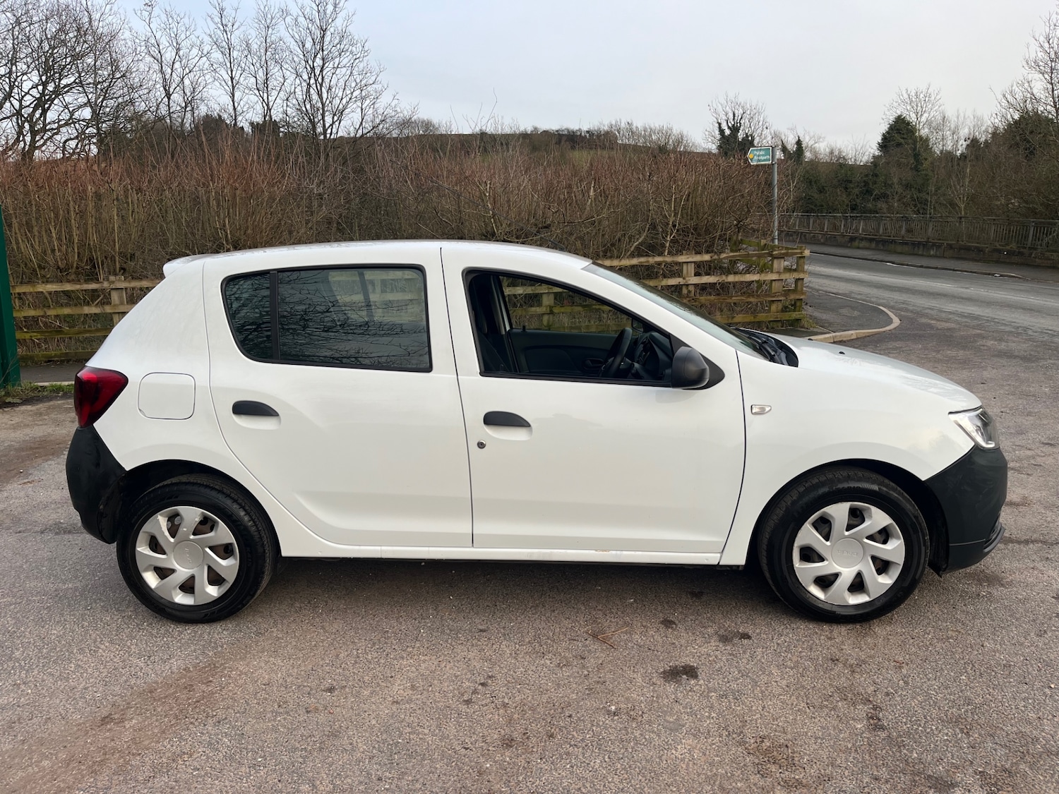 Used Dacia Sandero 2018 for sale - 77558293: Photo 3